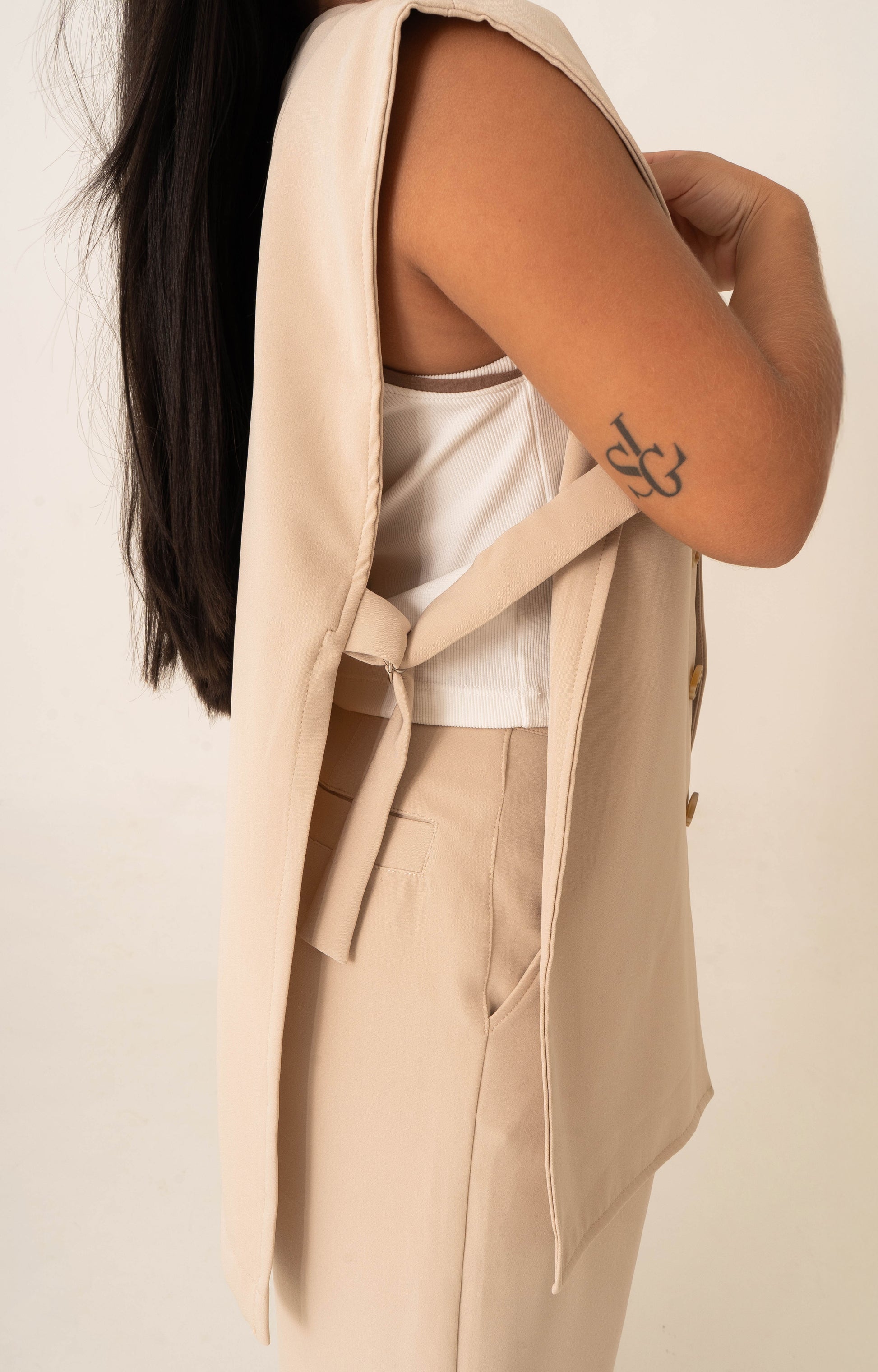 Aura Vest